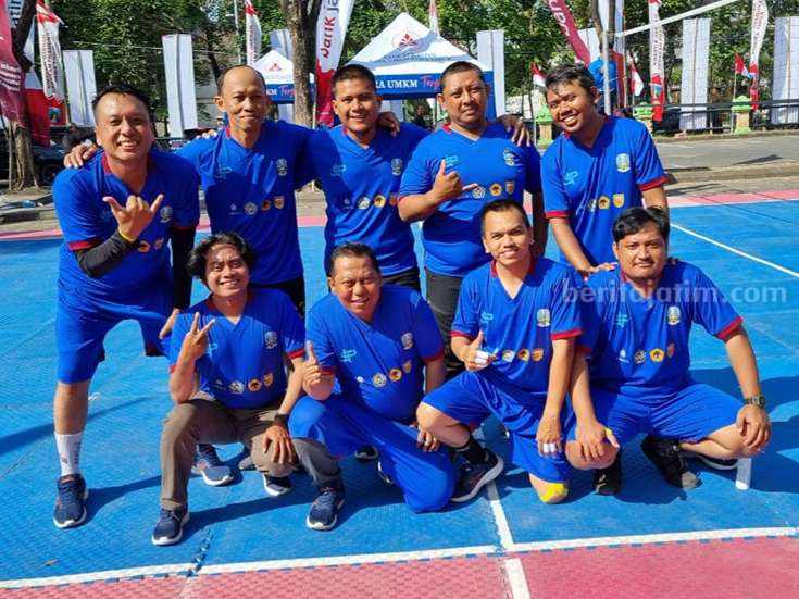 Pokja Pendidikan Surabaya Juara I Lomba Bola Voli Putra HUT Ke-78 RI Bola Voli