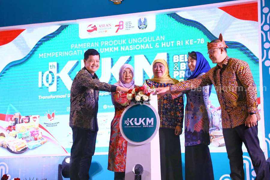 Khofifah Lepas Test Market Produk Rp1,5 M ke Tiga Negara Khofifah