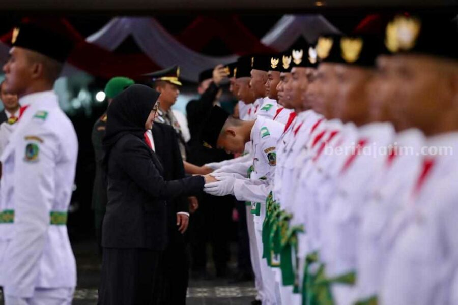 Pengukuhan Paskibraka Banyuwangi 2023, Pesan Bupati Ipuk Bikin Haru Paskibraka 2023 di Banyuwangi