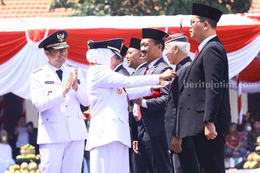 Berita Populer: Daftar Nama Calon PJ Kepala Daerah hingga Rahmat Santoso Mundur Gubernur Jawa Timur Khofifah Indar Parawansa