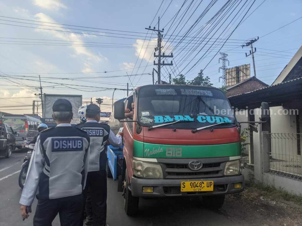 Truk Tangki