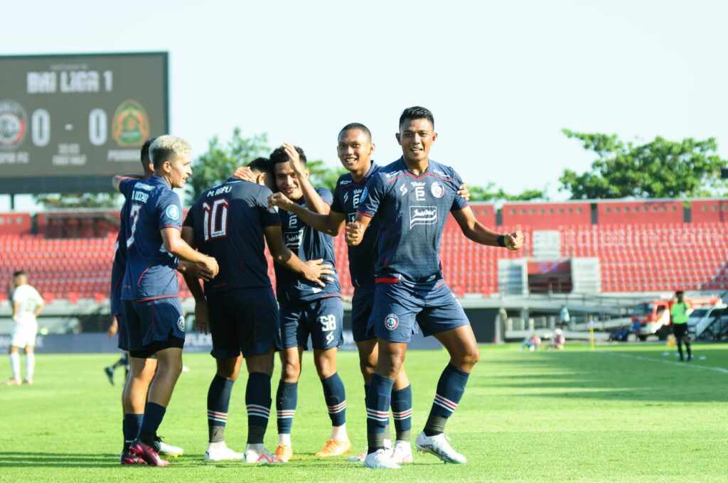 Pemain Arema FC Beberkan Kunci Kemenangan Perdana di Liga 1