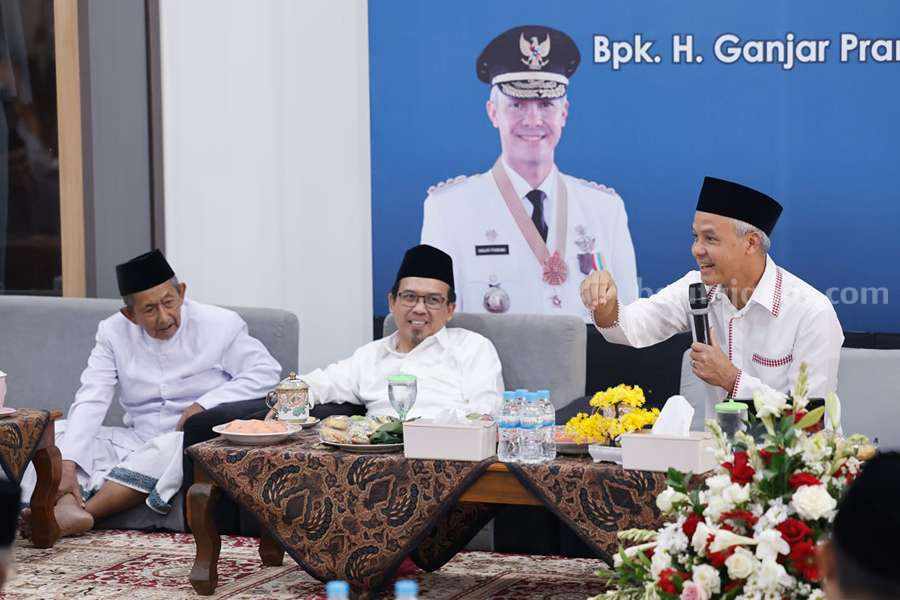 Ganjar Pranowo Terima Aspirasi Masyayikh se-Indonesia di Banyumas Jateng Ganjar Pranowo