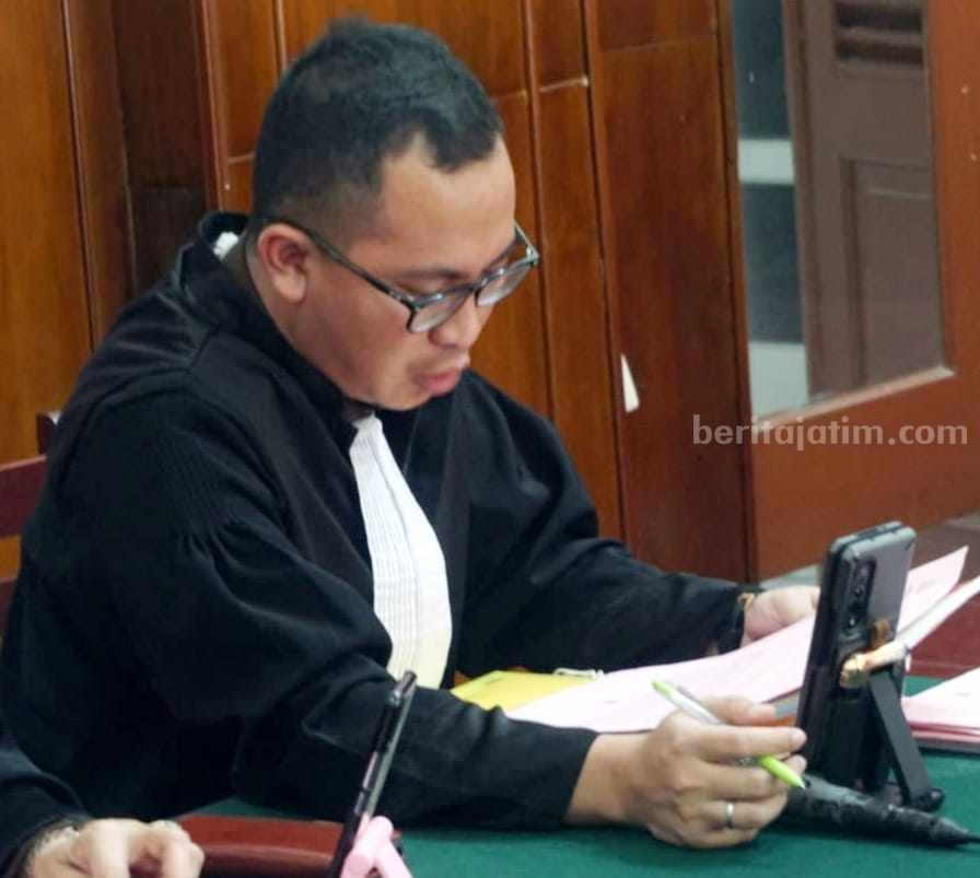JPU Herlambang Adhi Nugroho saat menggelar sidang endors judi online beberapa waktu lalu.
