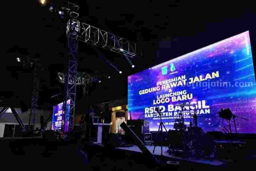 Suasana kegiatan launching gedung rawat jalan dan logo baru RSUD Bangil.