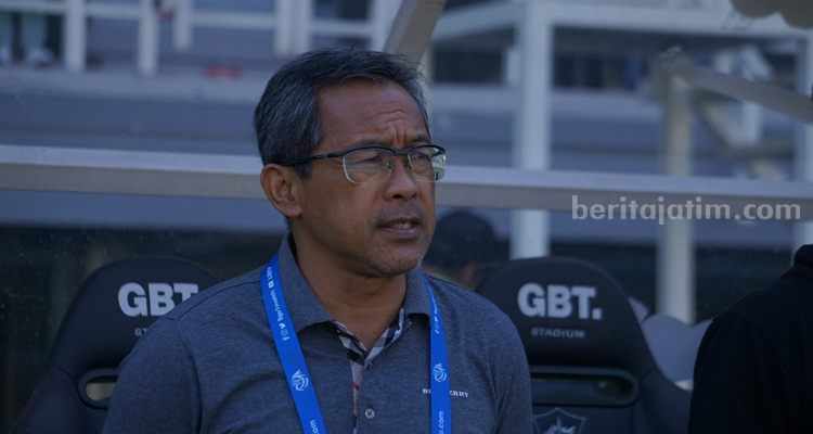Terungkap, Alasan Aji Santoso Pindah ke Persikabo Aji Santoso, Pelatih baru Persikabo. (Way)