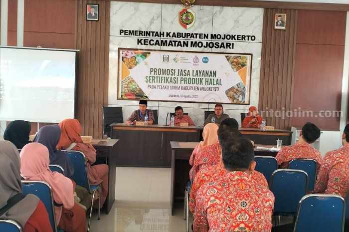 PLH UIN Tulungagung dan Kecamatan Mojosari Dirikan Rumah Halal