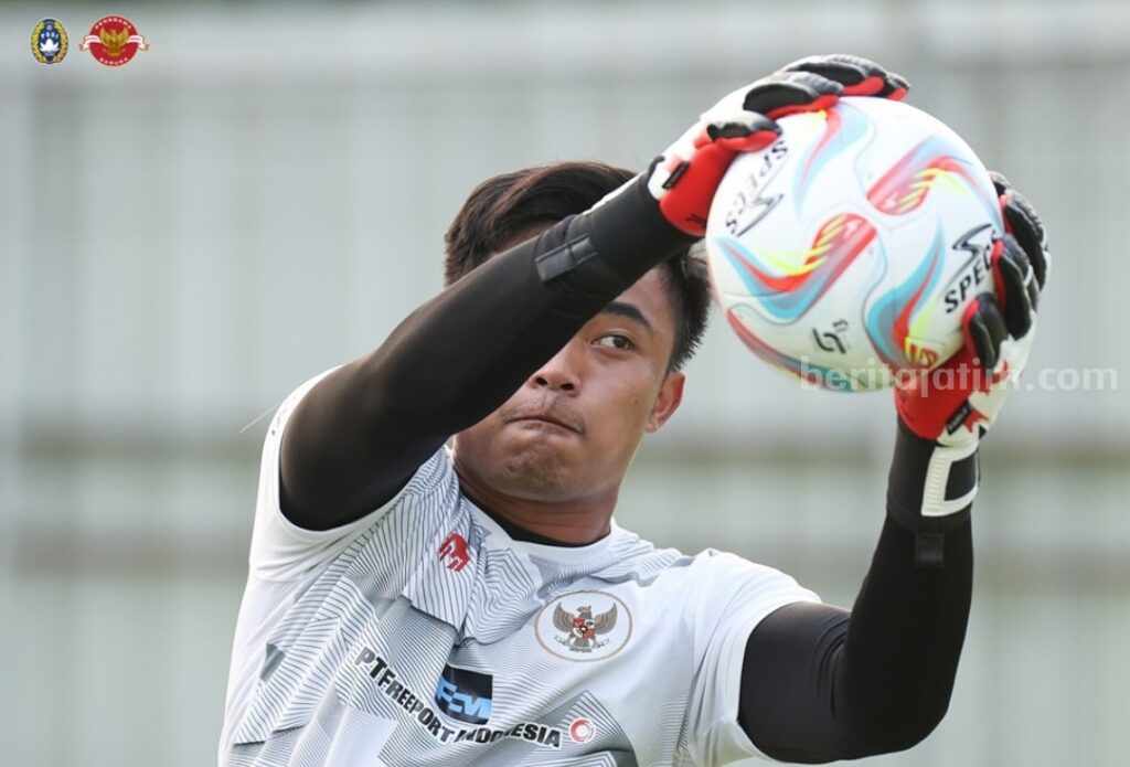 Jelang Piala Asia U-23, Timnas Indonesia dan Malaysia akan Bentrok dalam Turnamen 4 Negara Ernando Ari