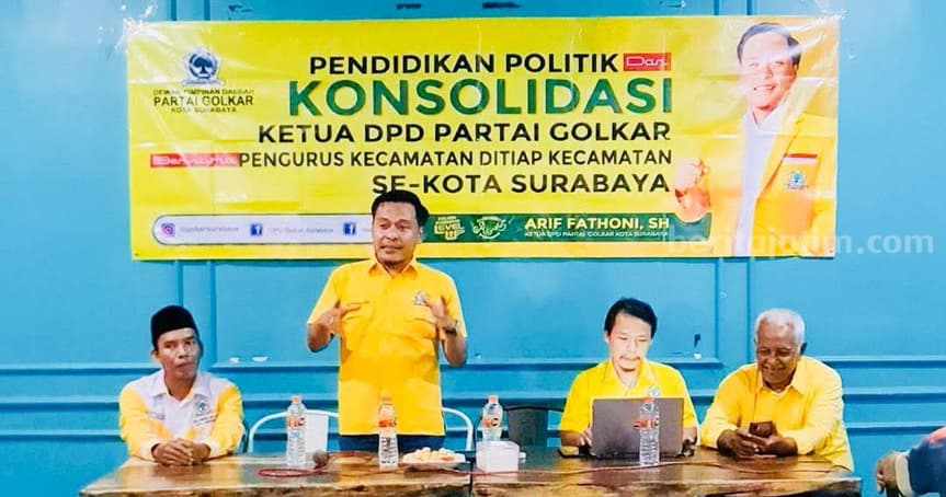 Ketua DPD Partai Golkar Surabaya, Arif Fathoni.