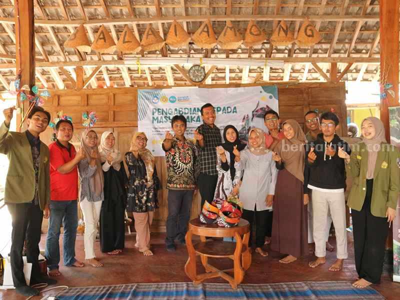 Pengabdian Masyarakat Tim Gabungan FEB dan FISIP UPN Veteran Jatim
