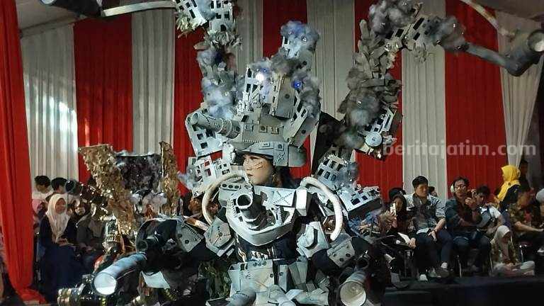 Jember Fashion Carnaval Chapter 6: World War, Perang Dunia