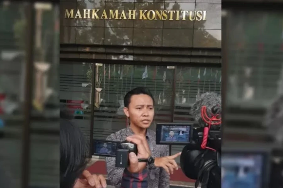 Lawyer Asal Banyuwangi Minta MK Tolak Usulan Usia Capres/Cawapres 35 Tahun Sunandiantoro SH
