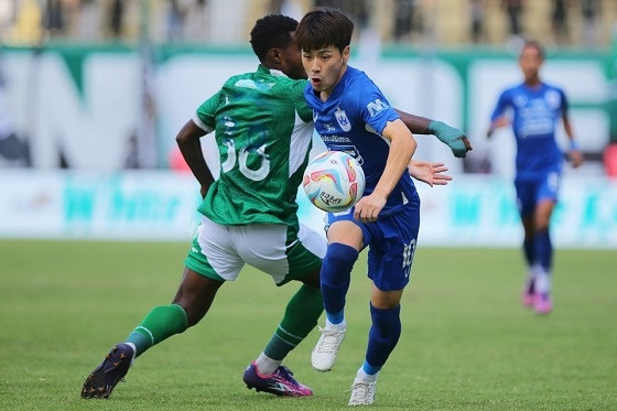 Taisei Marukawan sempat mengalami cedera hamstring sehingga absen saat PSIS melawan Madura United pada Sabtu (5/8/2023). (Foto: PT LIB)