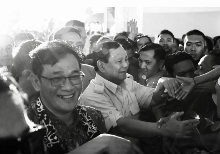 Pengamat Politik UMB Yogyakarta: Budiman Sudjatmiko Antarkan PDIP Menang 2 Kali Pilpres Budiman Sudjatmiko dan Prabowo Subianto saat deklarasi Prabu di Semarang.