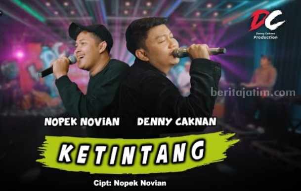 Tangkapan layar official live music Denny Caknan feat. Nopek Novian saat membawakan lagu Ketintang. (Sumber foto: YouTube DC. Production)