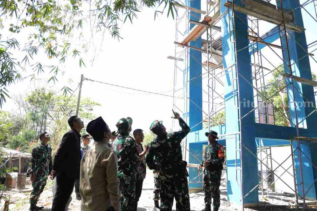 Kasdam V/Brawijaya Tinjau Hasil Pembangunan TMMD Kediri TMMD ke-117 di Kediri