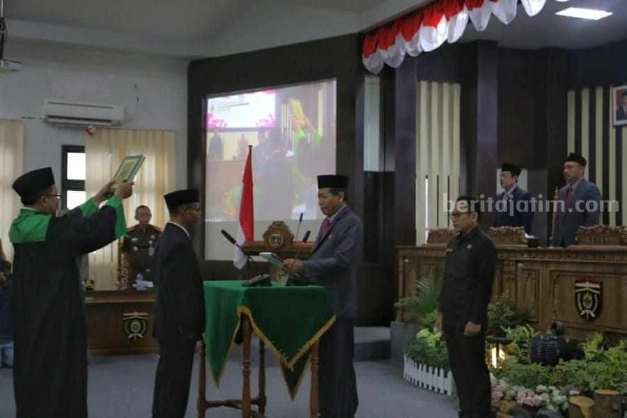 Sojo saat dilantik menjadi pengganti antar waktu pasca meninggalnya Niti Hadi Suyitno