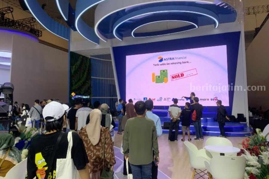 Astra Financial Menang Dua Kategori di GIIAS 2023 Keramaian Pengunjung di Main Booth Astra Financial GIIAS 2023