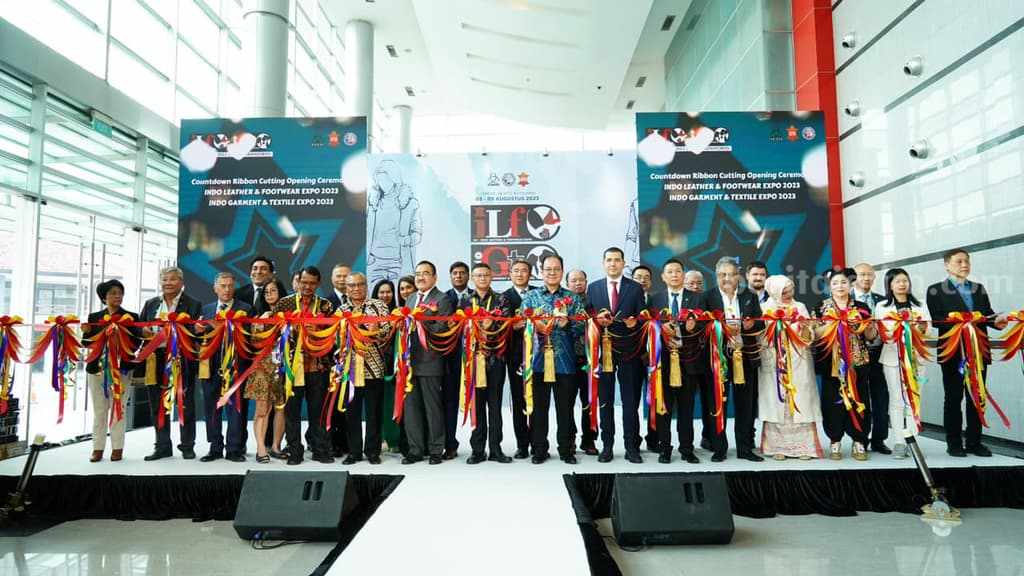 Pameran Industri Sepatu-Kulit Indo Leather & Footwear 2023 Resmi Dibuka, Ada Apa Saja?