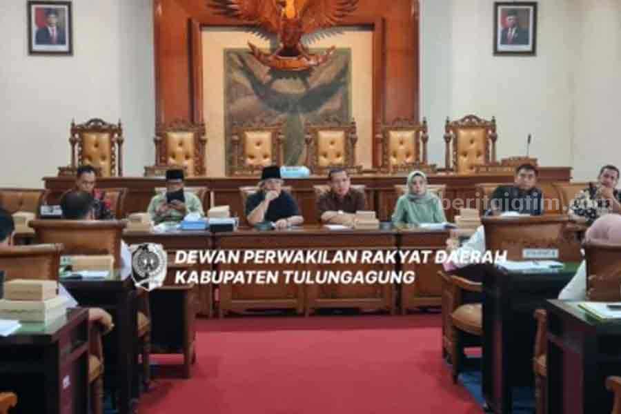 Komisi C saat hearing pembahasan Perubahan APBD Tulungagung tahun 2023 bersama OPD mitra kerja yang di antaranya BPKAD Kabupaten Tulungagung.
