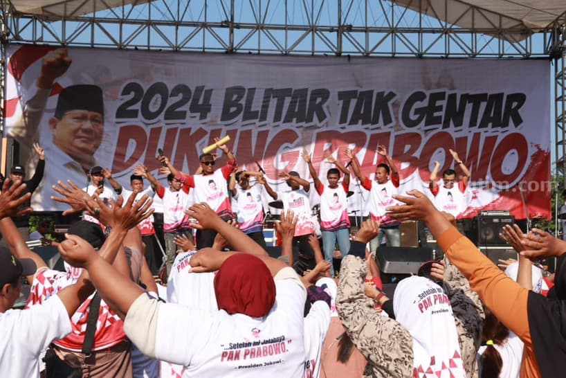 Para relawan Khofifah Indar Parawansa mendukung Prabowo Subianto. (Ist)