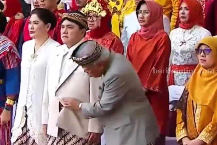 Tangkapan layar keisengan Menteri PUPR, Basuki Hadimuljono, terhadap Menteri BUMN, Erick Tohir, saat upacara kemerdekaan, Kamis (17/8/2023).