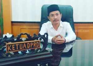 APBD Sampang Terpotong Rp 67 M untuk Bayar Utang Moh. Fadol ketua Dewan Perwakilan Rakyat Daerah (DPRD) Sampang (Foto: Zamachsari/beritajatim.com)