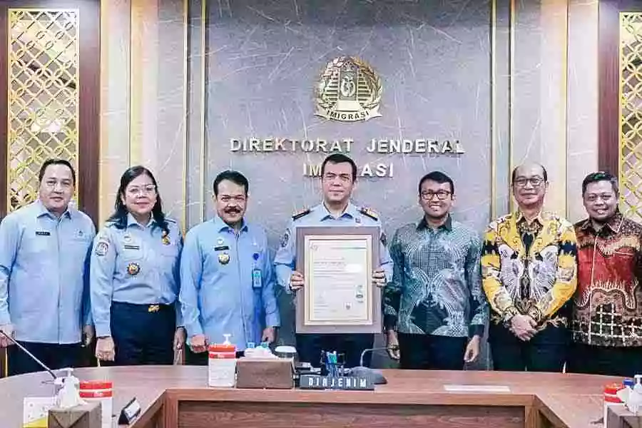 Keberadaan Sertifikat ISO/IEC 27001 menjadi bukti bahwa perlindungan data pribadi telah menjadi fokus utama Ditjen Imigrasi (foto: istimewa)