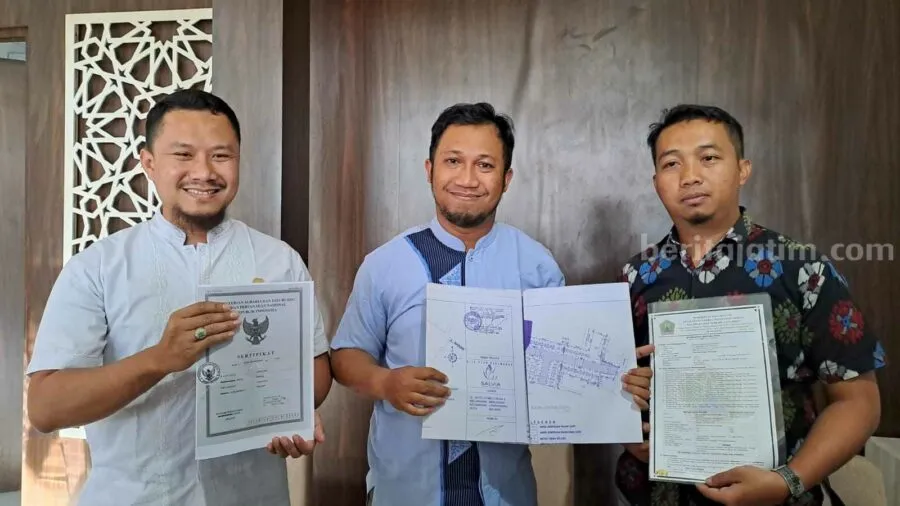 Head Legal Primaland, Yanuar Risyahwan menunjukan bukti peta lahan milik Primaland.