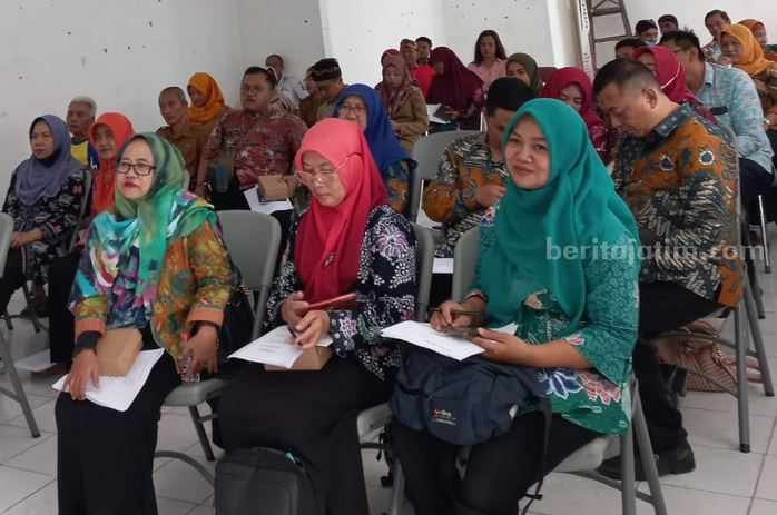 Peserta Workshop Nembang Macapat Sidoarjo di Aula Dekesda Art Center, Selasa (25/7/2023).