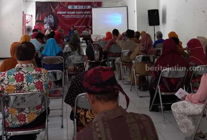 Peserta Workshop Nembang Macapat Sidoarjo di Aula Dekesda Art Center, Selasa (25/7/2023).