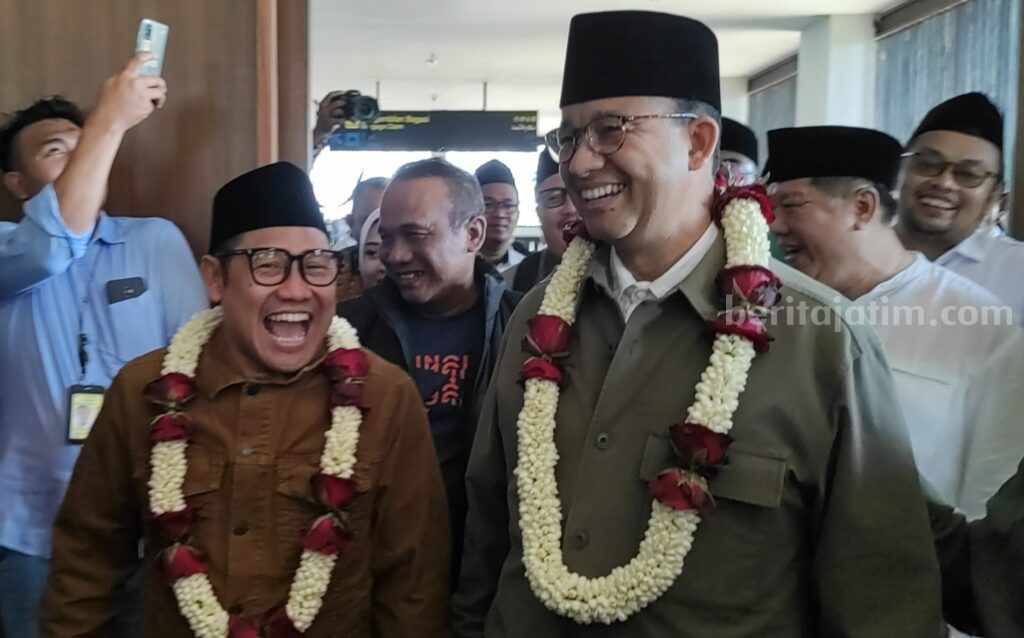 Ini Janji Pasangan AMIN untuk Warga Kepulauan Sumenep Pasangan bakal calon presiden, Anies Baswedan dan bakal calon wakil presiden, Muhaimin Iskandar.