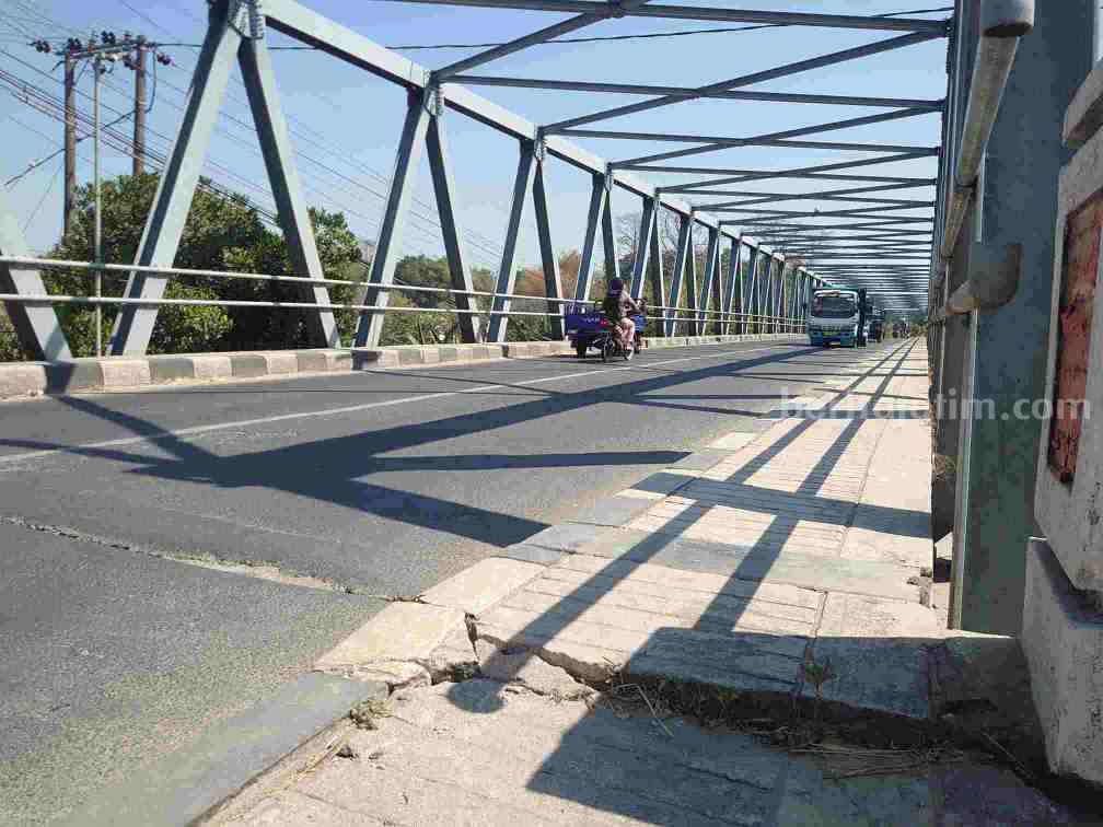 Jembatan Kalikretek