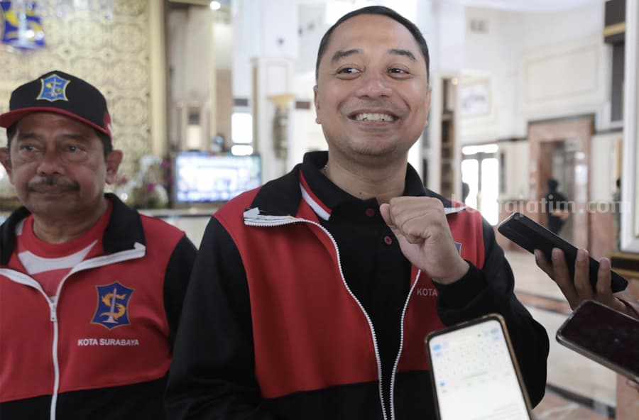 Berangkatkan 958 Atlet Surabaya ke Porprov Jatim 2023, Eri Cahyadi Targetkan Ini Wali Kota Surabaya, Eri Cahyadi usai memberangkatkan 958 Atlet Surabaya ke Porprov Jatim 2023 di Balai Kota Surabaya, Rabu (6/8/2023).