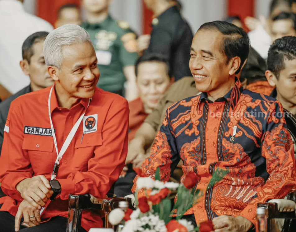 Potret perbincangan Jokowi dan Ganjar Pranowo.