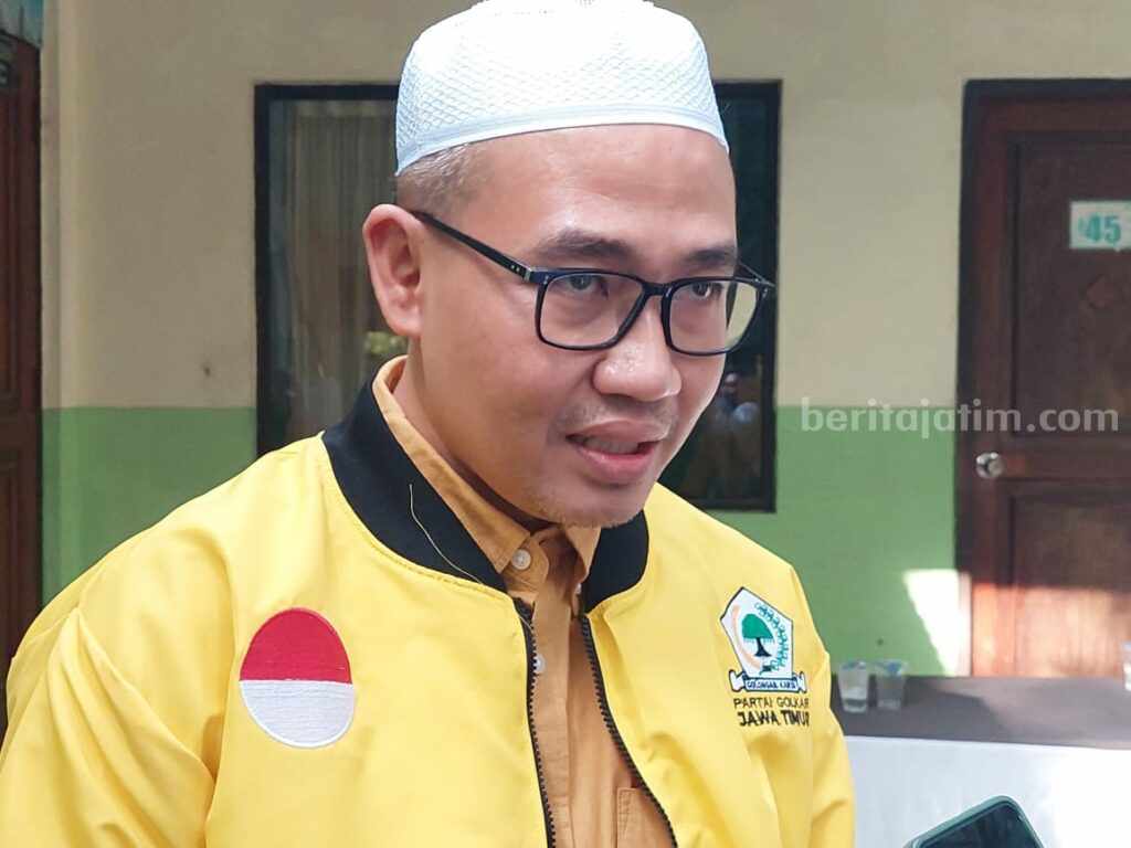KH Mohammad Bin Muafi Zaini anggota DPRD) Jawa Timur (Foto: Zamachsari/beritajatim.com)