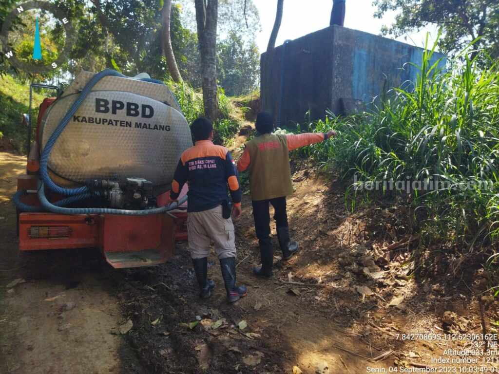 Musim Kemarau, BPBD Malang Droping Air Bersih di Dua Desa