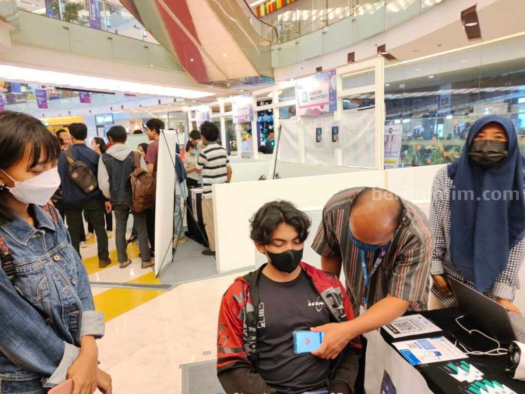 Mahasiswa ITS Ciptakan KardiaQ Pemantau Kesehatan Jantung ITS