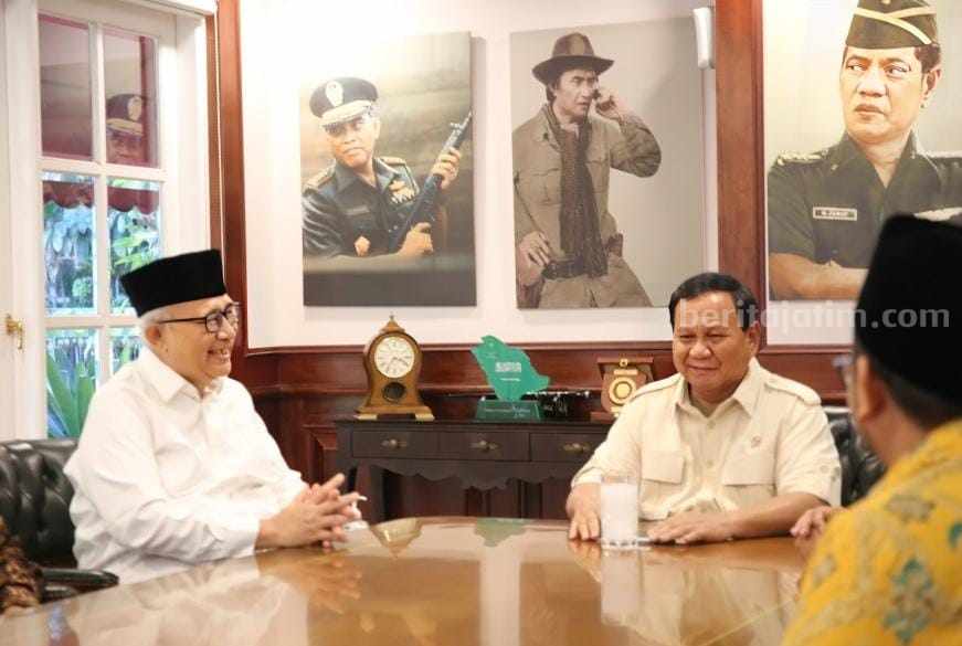 Pengurus LDII Bertemu Prabowo, Apa yang Disepakati? Ketua Umum DPP LDII KH Chriswanto Santoso dan jajarannya, menemui Menhan Prabowo
