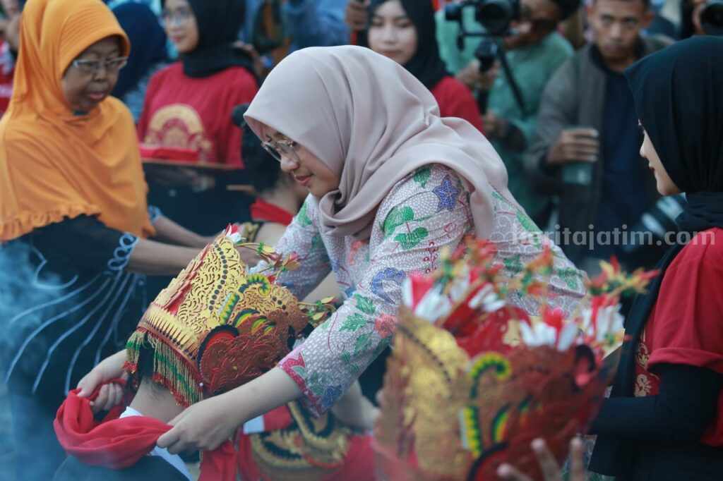 Saksikan, Ada Momen Haru di Gandrung Sewu Banyuwangi