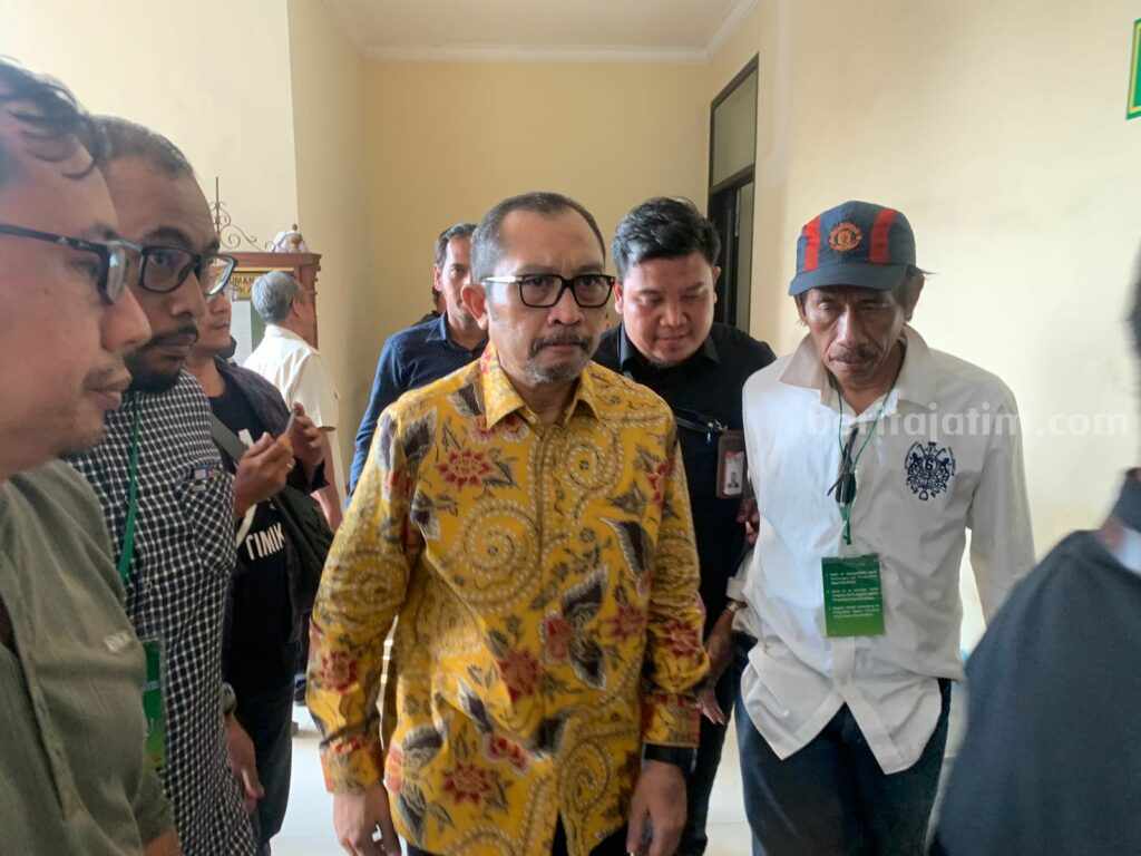 Sahat Tua P Simandjutak saat berada di pengadilan.