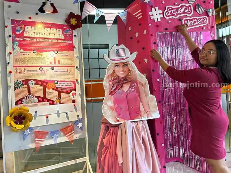IBM Universitas Ciputra Surabaya Beri Edukasi Lewat Showcase surabaya