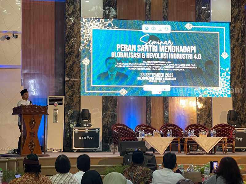 Wagub Emil: Santri Harus Jadi Trend Setter di Era Disrupsi
