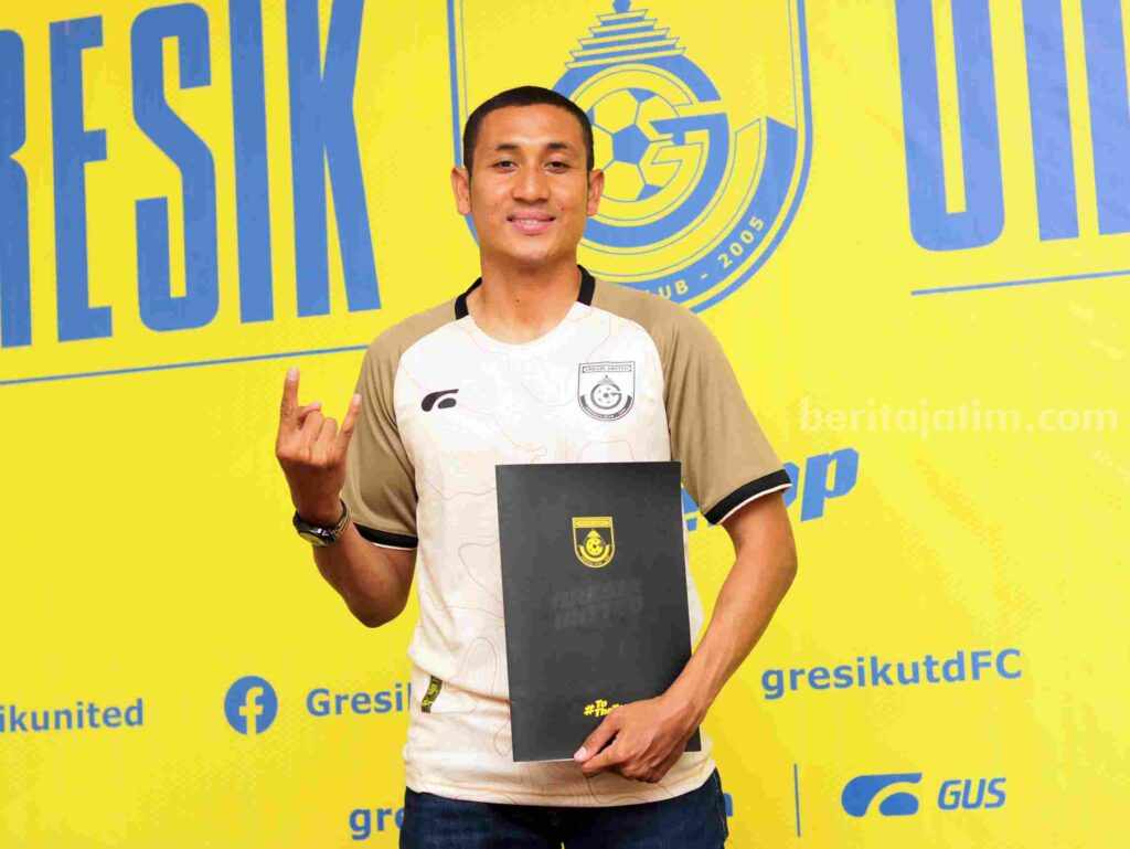 Mantan pemain Persebaya dan Dewa United Mokhamad Syaifudin