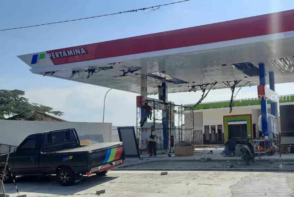 Stasiun pengisian bahan bakar (SPBN) Nelayan Lumpur Gresik segera beroperasi