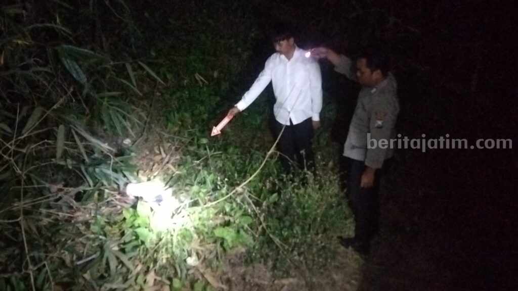 Jasad pria ditemukan di dasar jurang Desa Panggungrejo, Kepanjen, Kabupaten Malang, Senin (11/9/2023) malam.