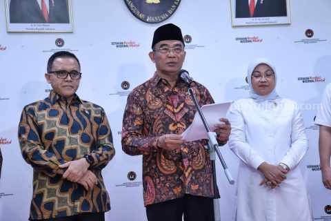 Pemerintah Tetapkan 17 Hari Libur Nasional dan 10 Hari Cuti Bersama Selama 2024 Pengumuman penetapkan hari libur nasional dan cuti bersama tahun 2024
