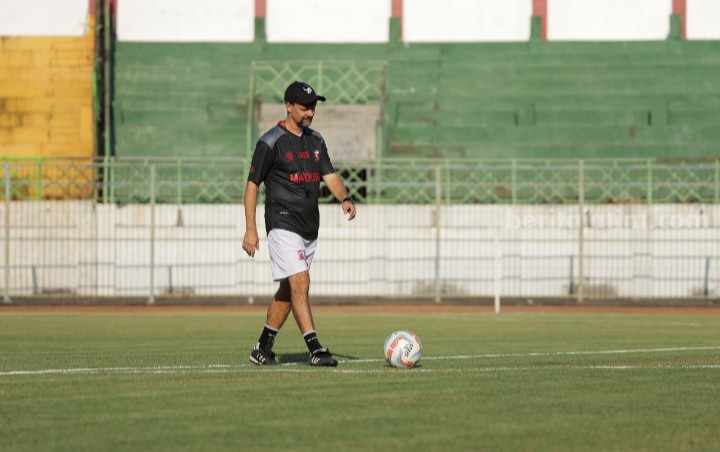 Hadapi Persebaya, Mauricio Souza Fokus Benahi Tim Sendiri