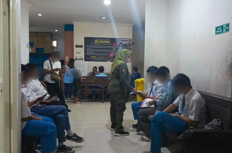 Pesan DPRD Surabaya pada Satpol PP yang Tertibkan Pelajar Bolos Satpol PP Surabaya