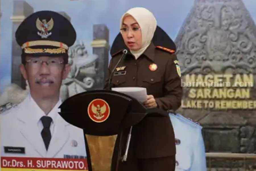 Kajari Magetan Atik Rusmiaty Ambarsari saat menyampaikan laporan aset Pemkab Magetan. (Diskominfo)